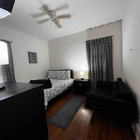 Comfortable 2-Bdrm Spacious Home With Wifi & Patio Индианаполис Экстерьер фото