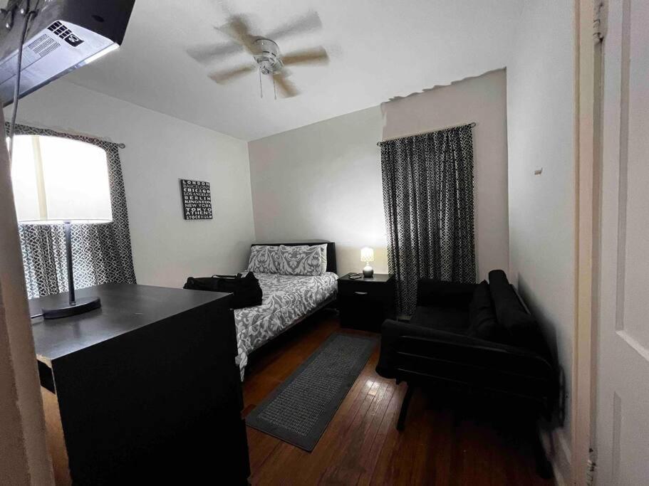 Comfortable 2-Bdrm Spacious Home With Wifi & Patio Индианаполис Экстерьер фото