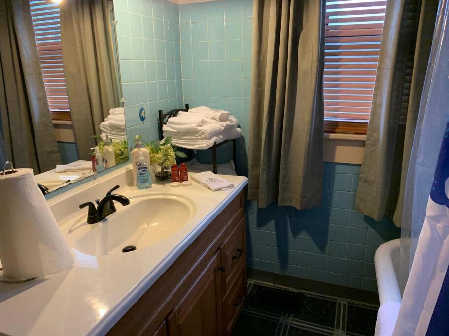 Comfortable 2-Bdrm Spacious Home With Wifi & Patio Индианаполис Экстерьер фото