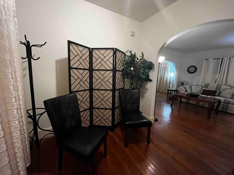 Comfortable 2-Bdrm Spacious Home With Wifi & Patio Индианаполис Экстерьер фото